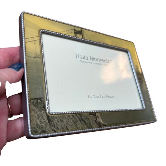 Bella Momento Minimalist Photo Frame Antique Inspired 6" x 4" Landscape Enamel - Picture 6 of 7